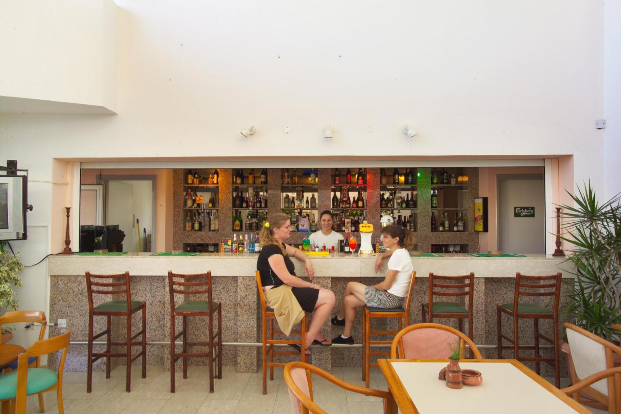 Pola Costa Beach Hotel Apts - Adults Only Protaras Exterior photo